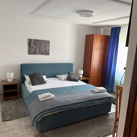 Arena Nikic Hotel Osijek Luaran gambar