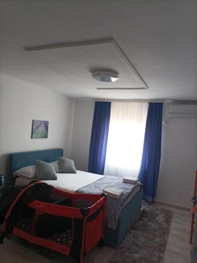 Arena Nikic Hotel Osijek Luaran gambar