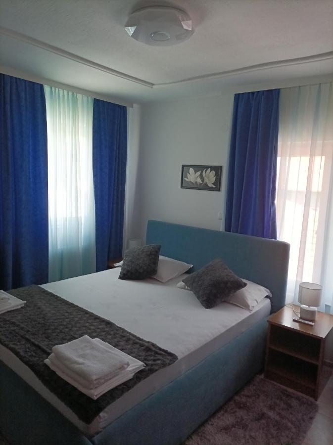 Arena Nikic Hotel Osijek Luaran gambar
